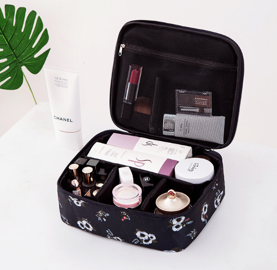 Avenor™Portable Travel Makeup Bag and Toiletry Organizer