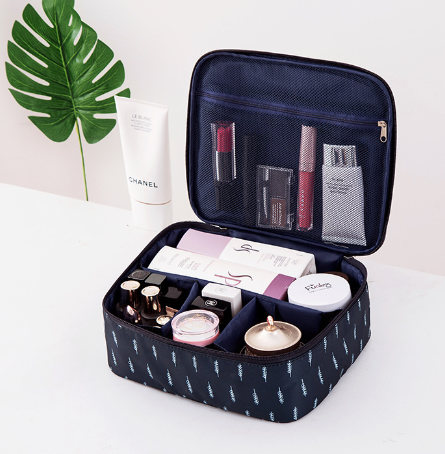 Avenor™Portable Travel Makeup Bag and Toiletry Organizer
